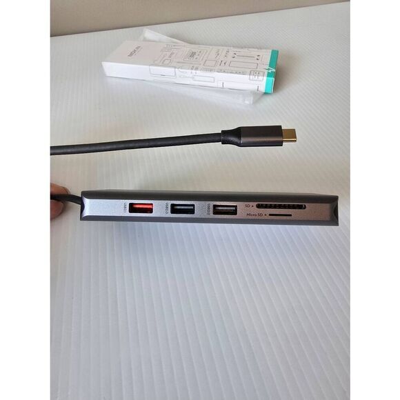 Mokin USB C Multiport Hub - Picture 4 of 7